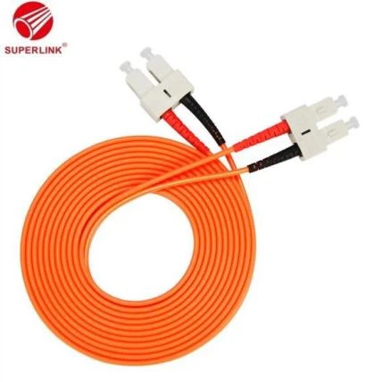 Monimuotokuituhyppääjä Sc-Sc Data Center Infrastruktuuri Korkean tiheyden kuitukaapelointijärjestelmä